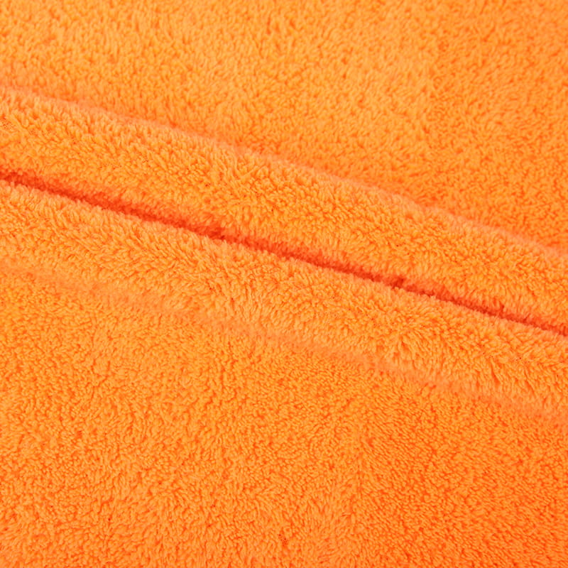 ¿Cómo se comparan las toallas deportivas de microfibra con las de algodón en términos de rendimiento?